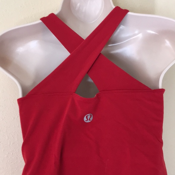 Lululemon 🍋 Athletica size 8 cross back Top red - Picture 2 of 5